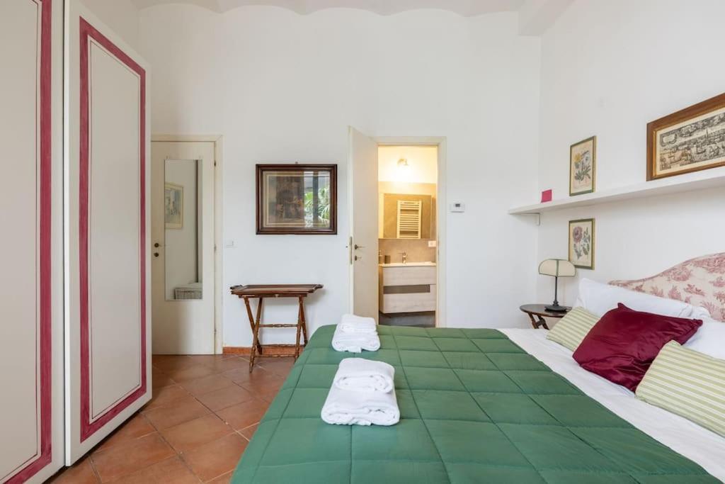 Colosseum Charming Apartment Rome Exterior photo