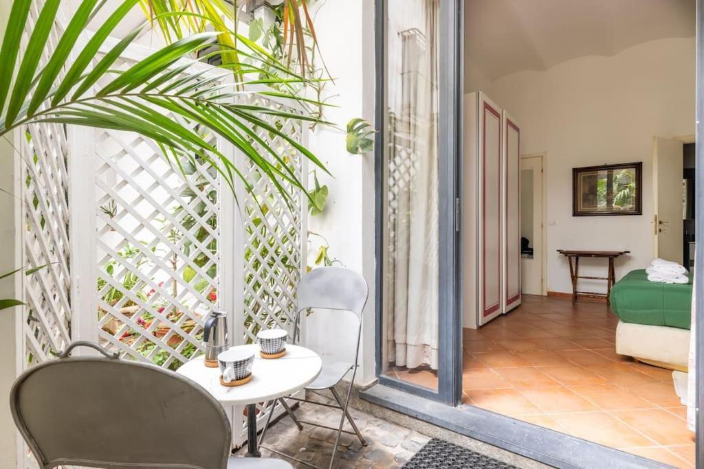 Colosseum Charming Apartment Rome Exterior photo
